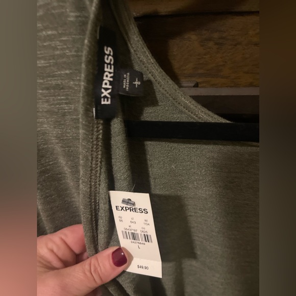 Express top - Picture 3 of 3